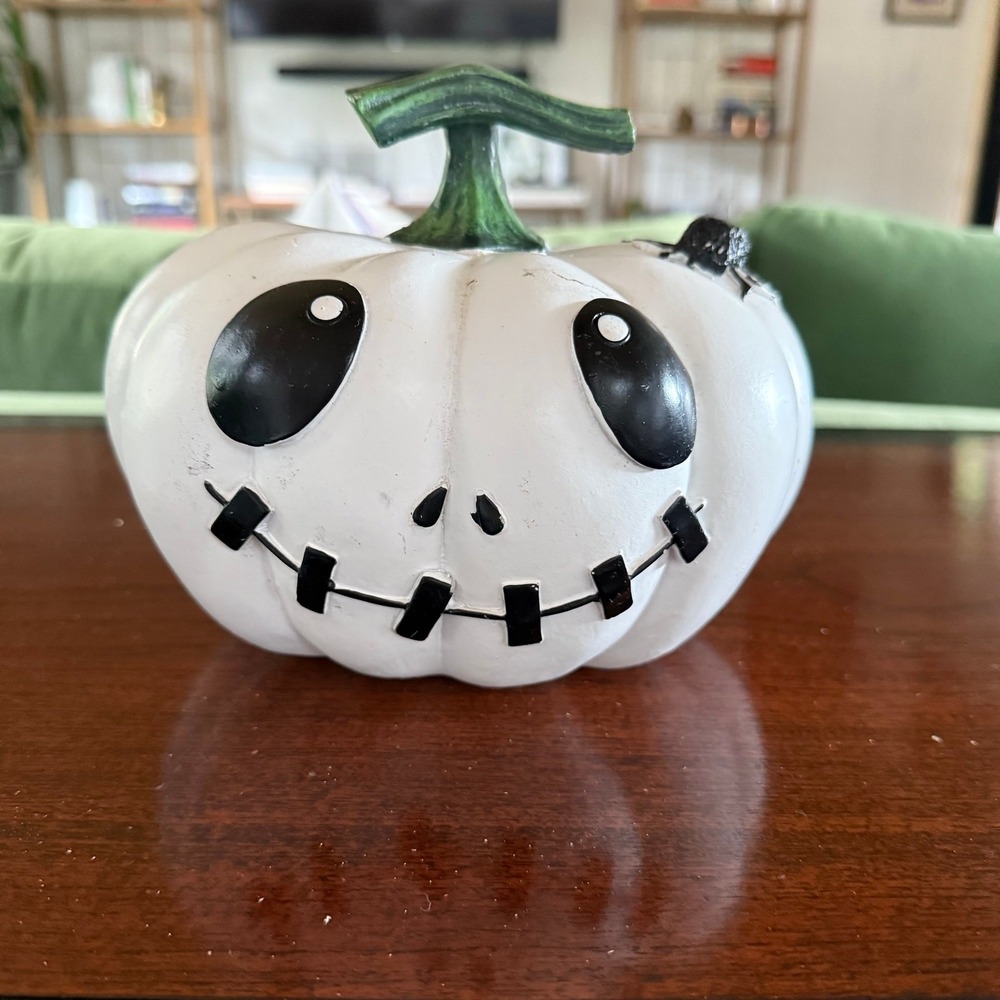 Unbranded Jack O Lantern Pumpkin Figurine OS White Good Spider Halloween Decor